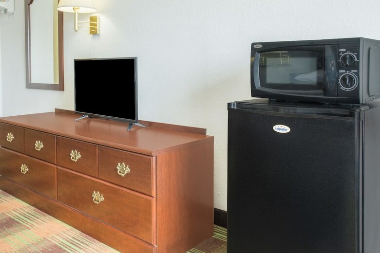 Hotel Super 8 By Wyndham Sweet Springs