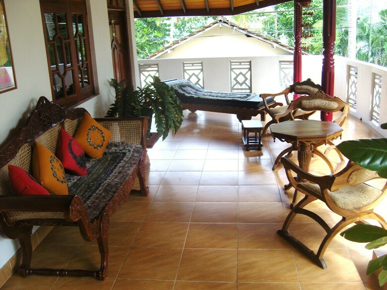 Hotel Sankarest Villa
