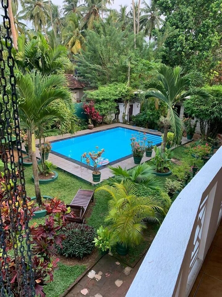 Hotel Sankarest Villa