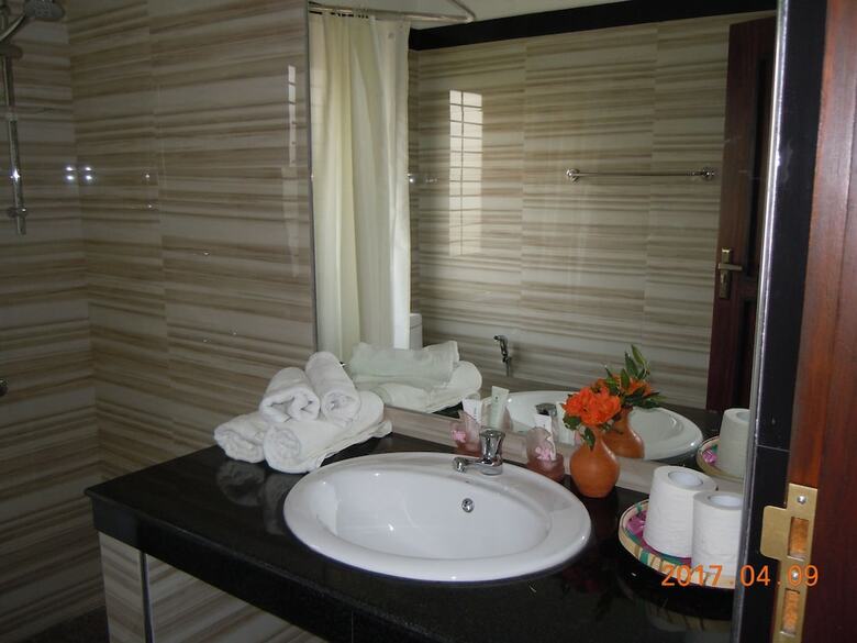 Yoho Jmf Apartments