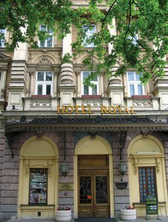 Hotel Royal(.)