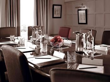 Mercure White Horse Hotel