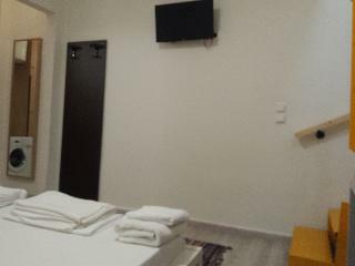 Elvita Apartments