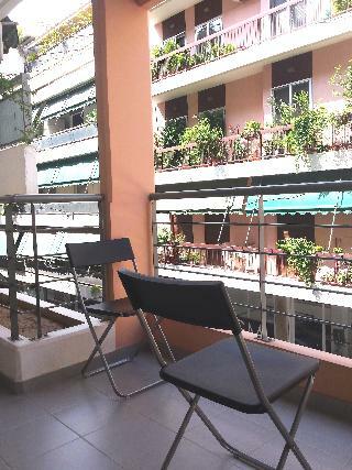 Elvita Apartments