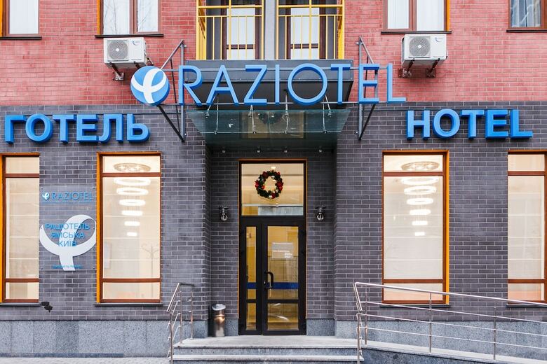 Hotel Raziotel Yamska Kyiv