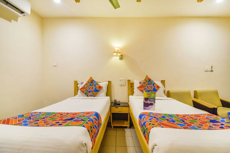 Fabhotel Kinnera Comforts Daba Garden