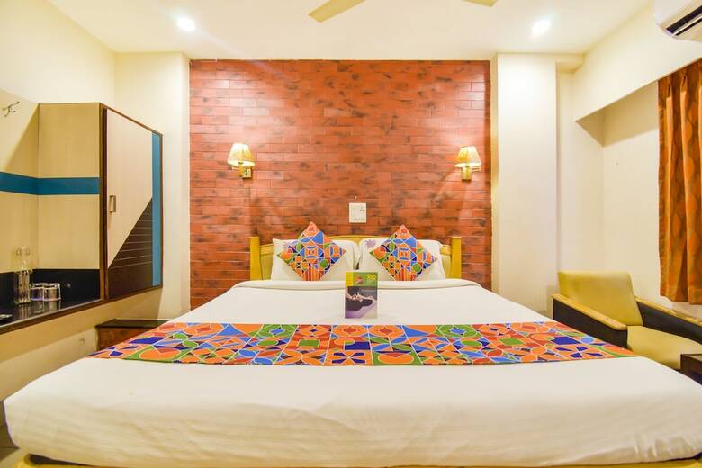 Fabhotel Kinnera Comforts Daba Garden
