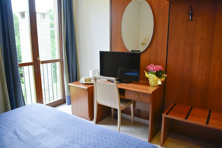 Hotel Tenuta Larenzania