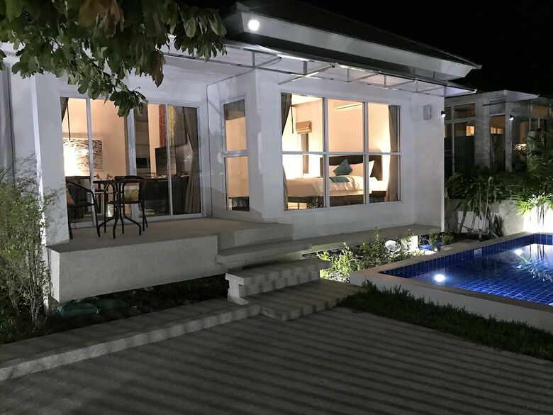 2 Bedroom Pool Villa Walk To Beach