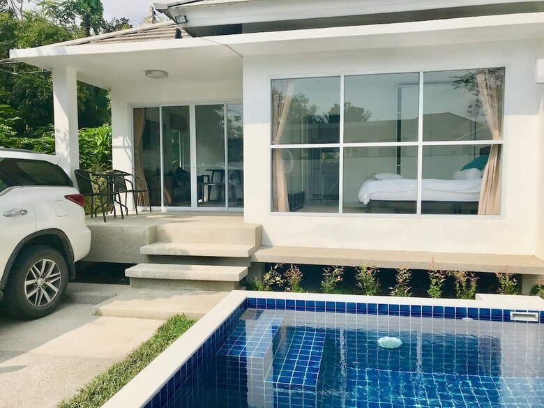 2 Bedroom Pool Villa Walk To Beach