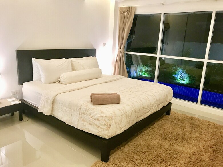2 Bedroom Pool Villa Walk To Beach