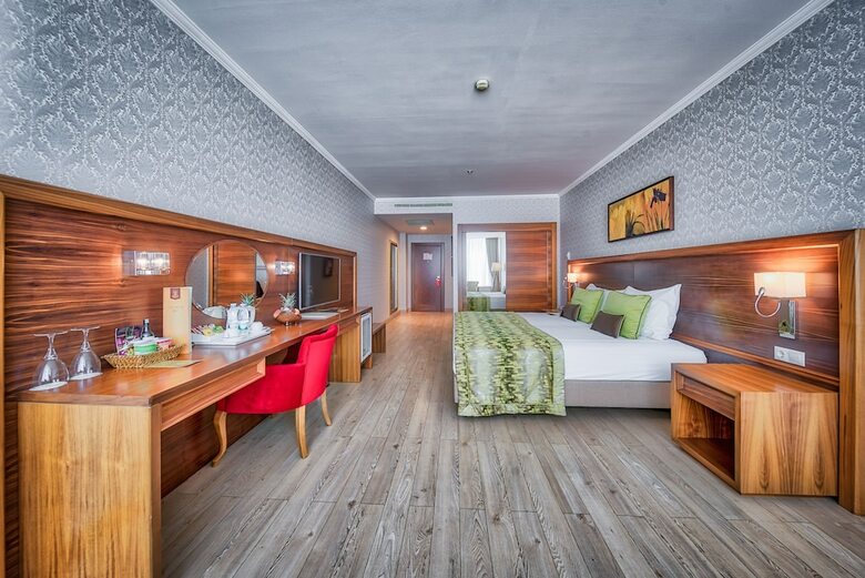 Atakosk Hotel