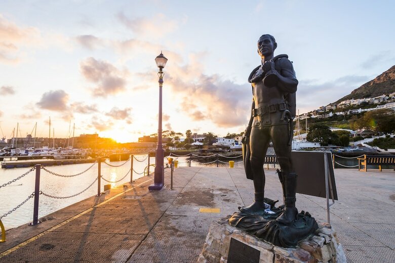 Aha Simon's Town Quayside Hotel