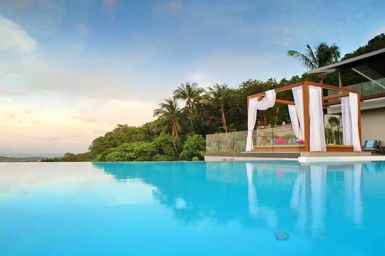 9 Bedroom Sea View Villa Blue