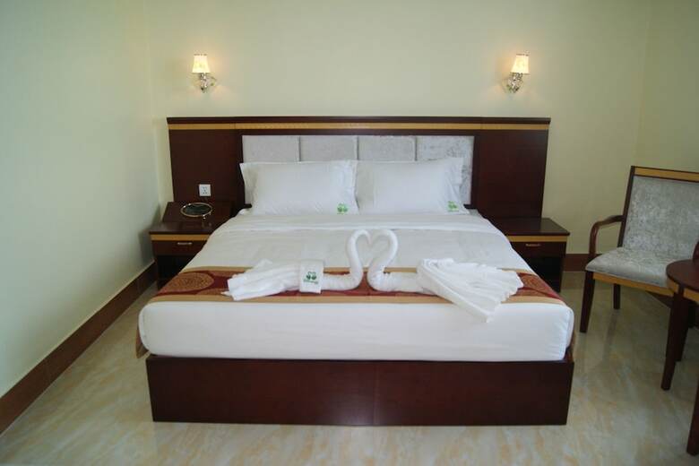 Takhmao Good Health Hotel