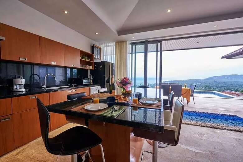 5 Bedroom Seaview Villa Lamai
