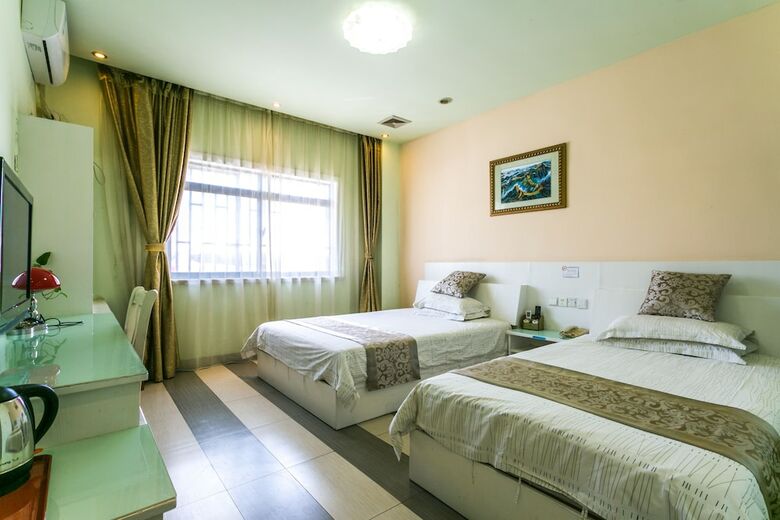 Shanghai Blue House Business Hotel