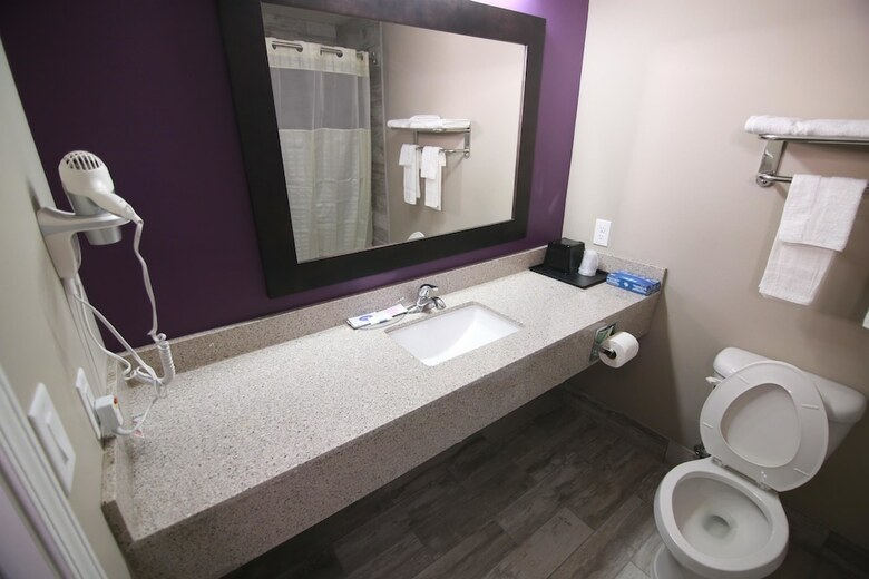 Hotel Home Inn And Suites