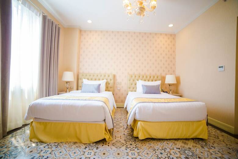 Rizal Park Hotel