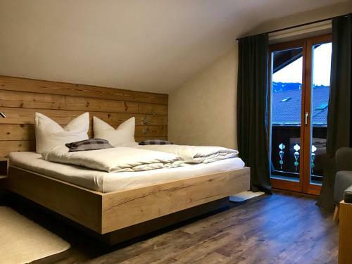 Bed & Breakfast Hotel Garni G�stehaus Edlhuber