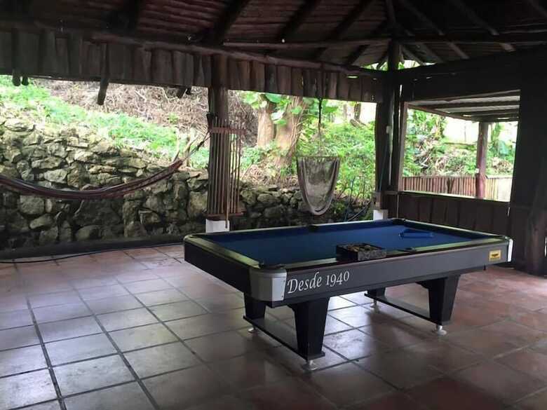 Hostal Manuel Antonio Hostel Resort