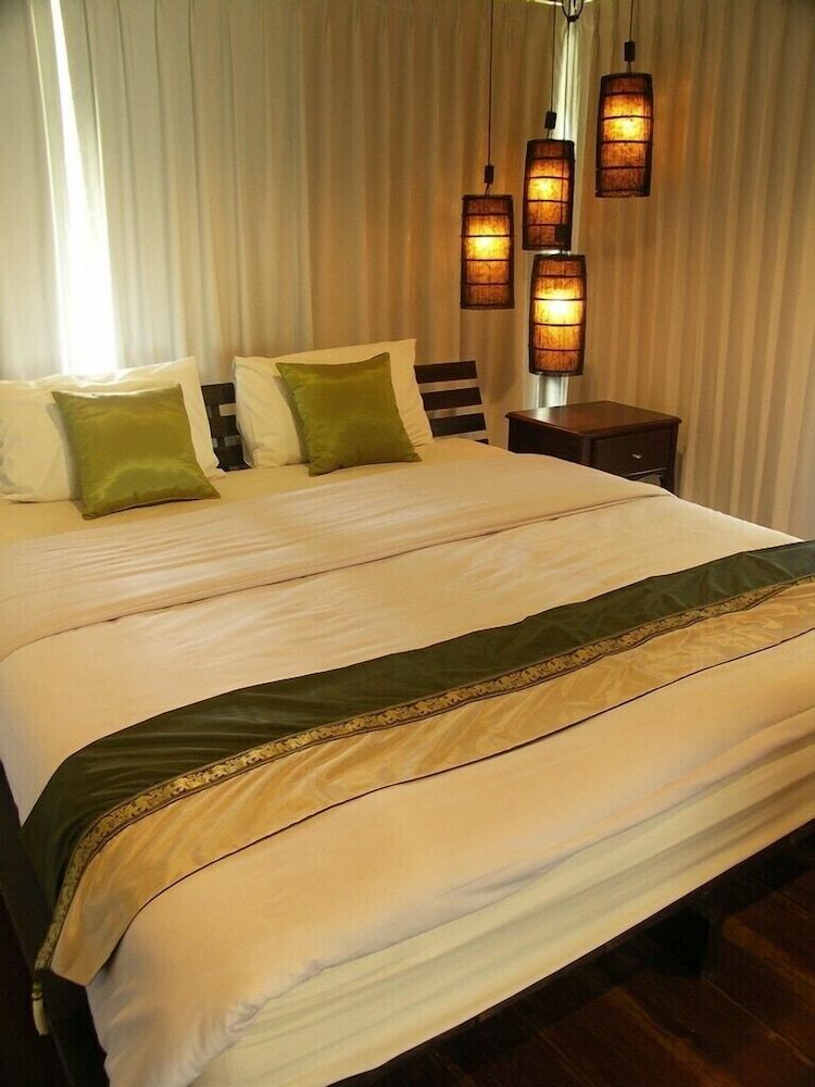 Hotel Suan Muang Porn