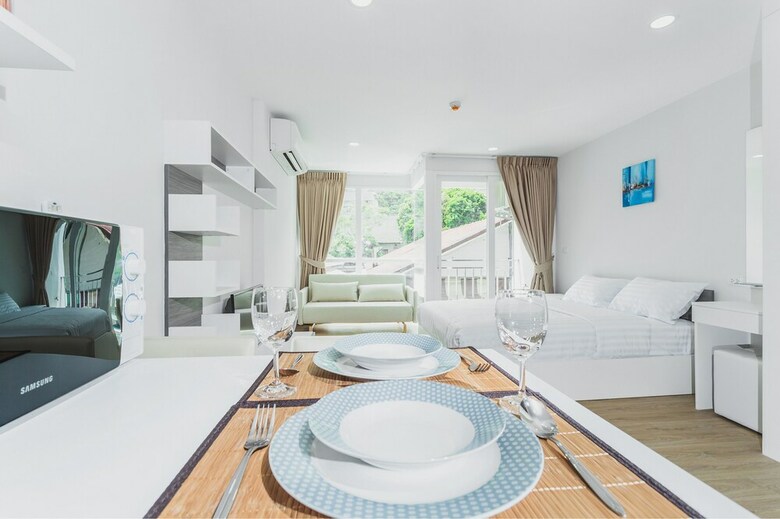 Condo In Kata In Ozone - Unit A205