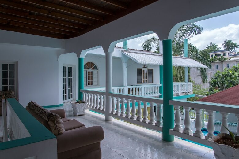Bed & Breakfast Diamond Villa Yoga & Wellness