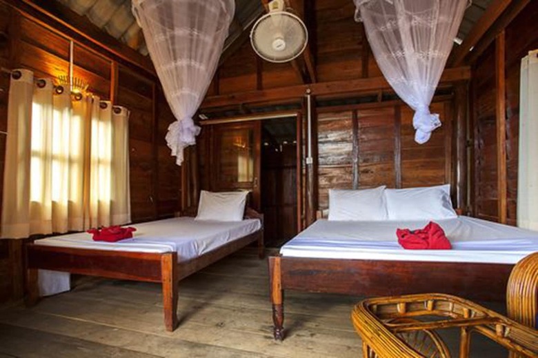 Hotel Happy Elephant Bungalows