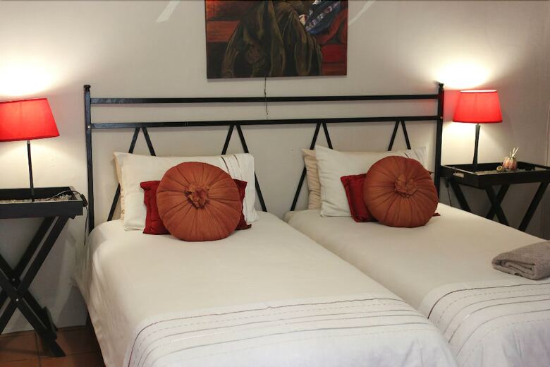 Hotel Hlulala Guesthouse
