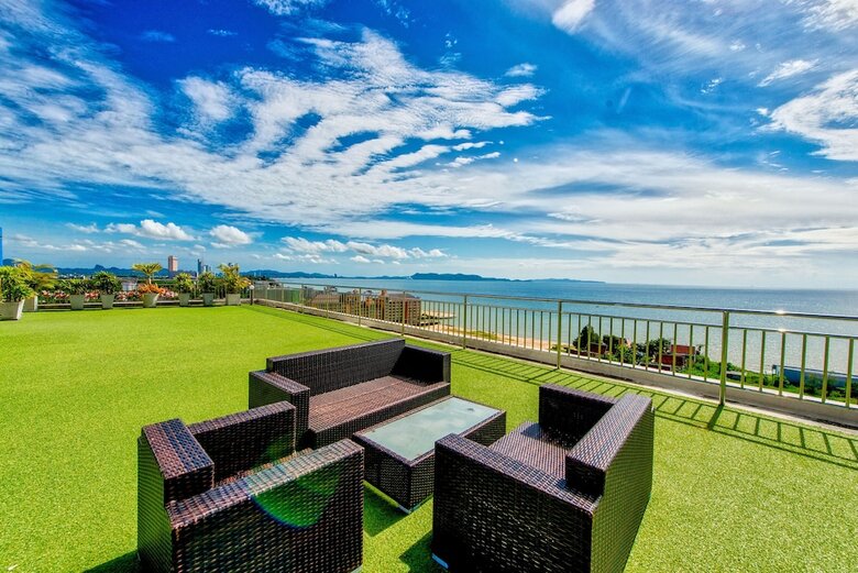 Apartamentos Nam Talay Jomtien Beach