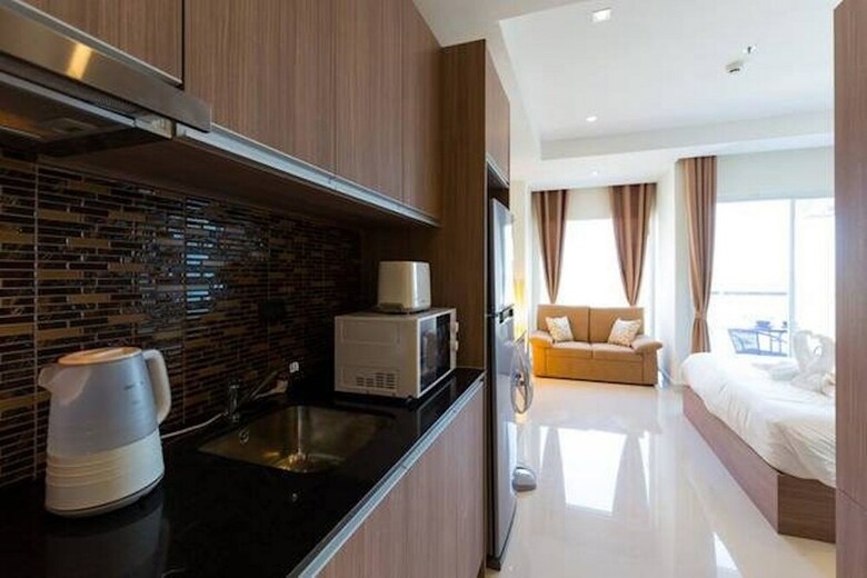Apartamentos Nam Talay Jomtien Beach