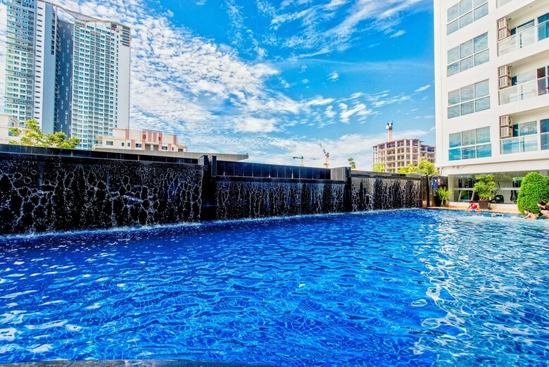 Apartamentos Nam Talay Jomtien Beach