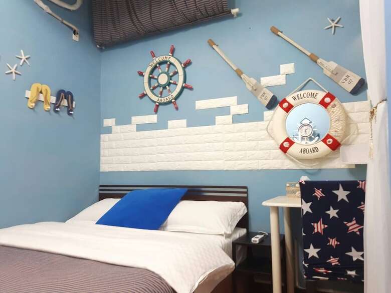 Hotel Meow Meow Hostel