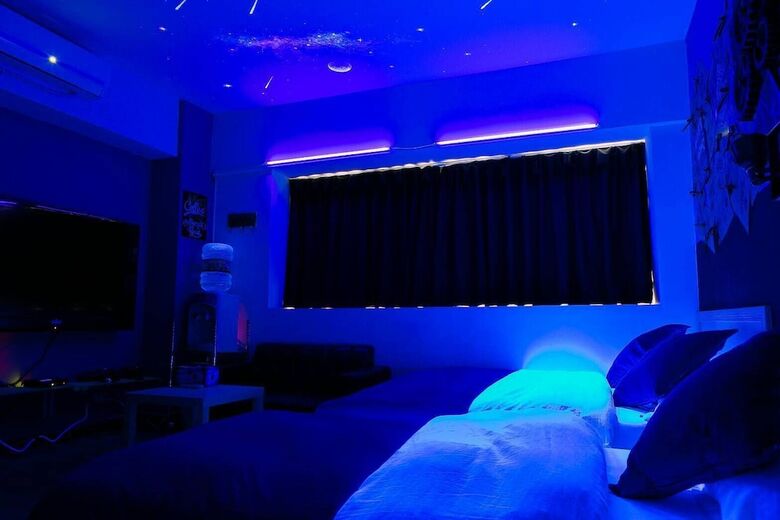 Hotel Meow Meow Hostel