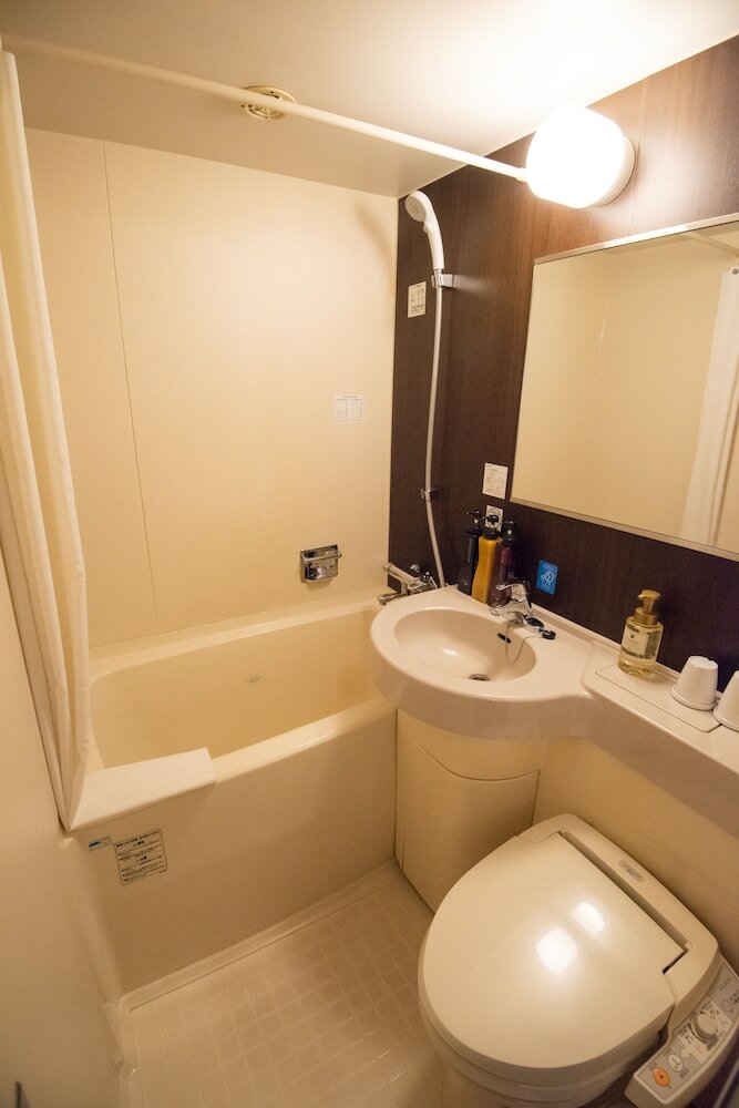 Hotel Via Inn Shin-osaka
