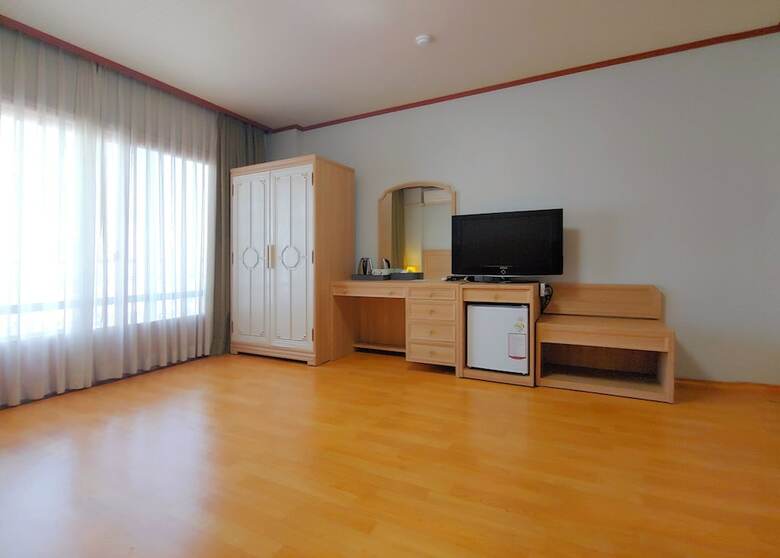 Pearl Hotel Jeju