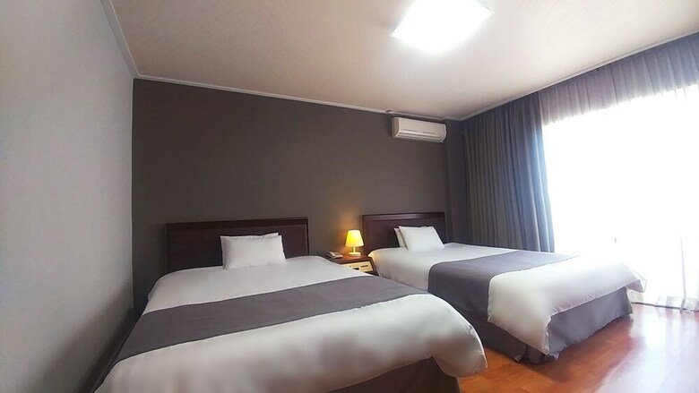 Pearl Hotel Jeju