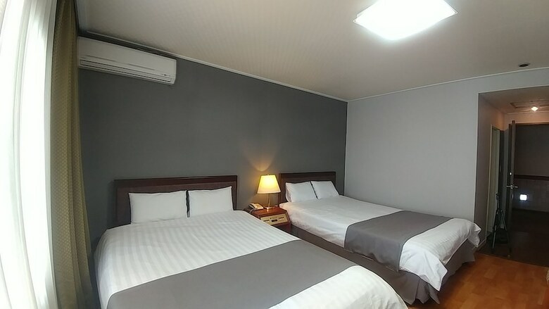 Pearl Hotel Jeju