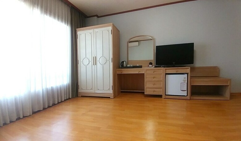 Pearl Hotel Jeju