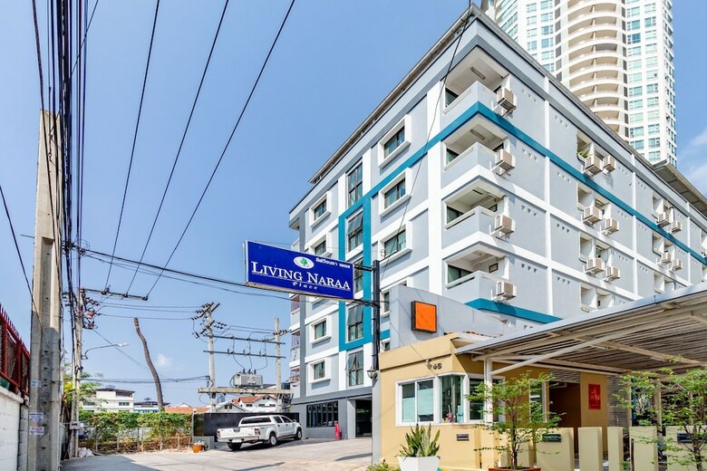 Hotel Living Naraa Place