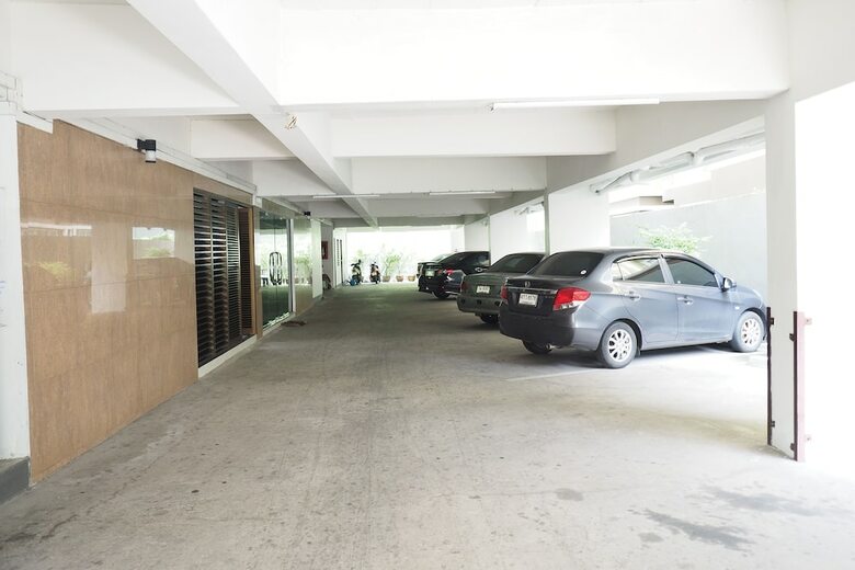 Hotel Living Naraa Place