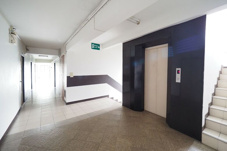 Hotel Living Naraa Place