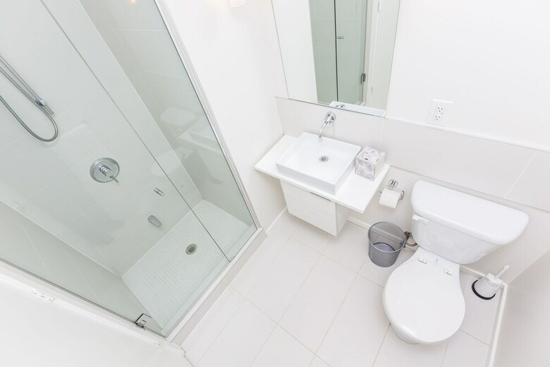 Applewood Suites - 2 Bdrm King & Spadina