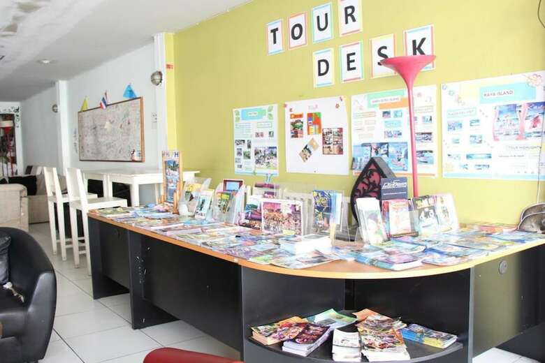 Hostal Phuket Backpacker Hostel