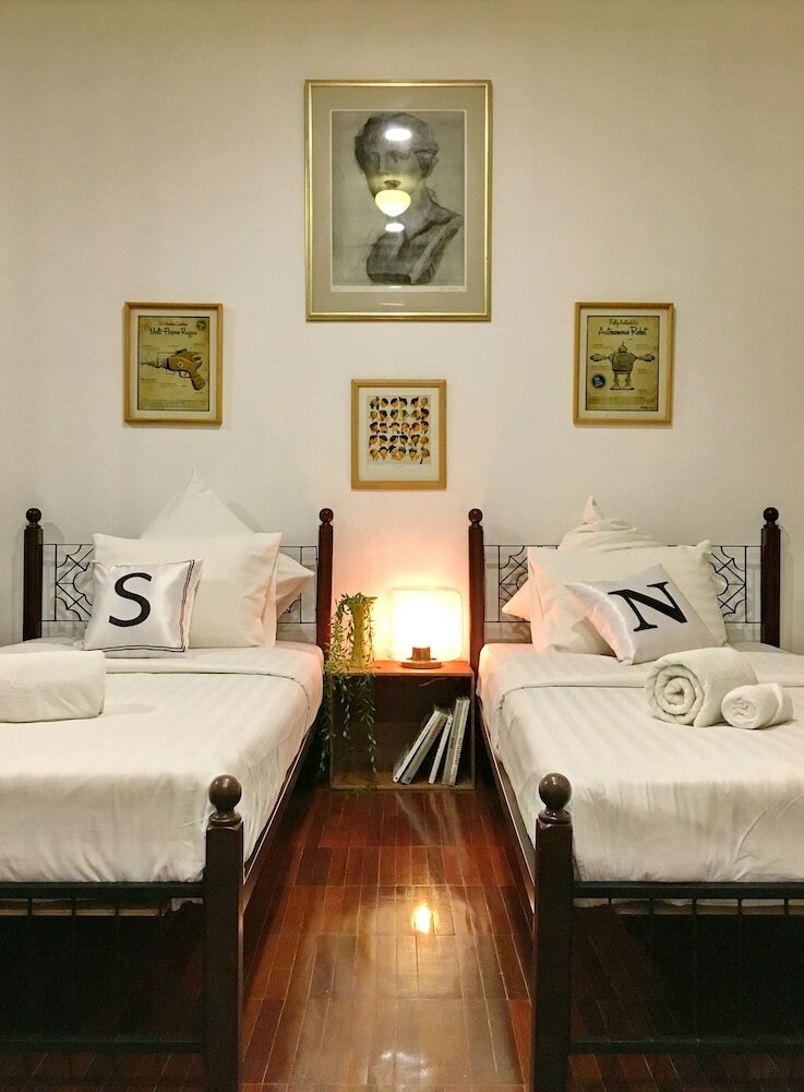 Hostal Tato House