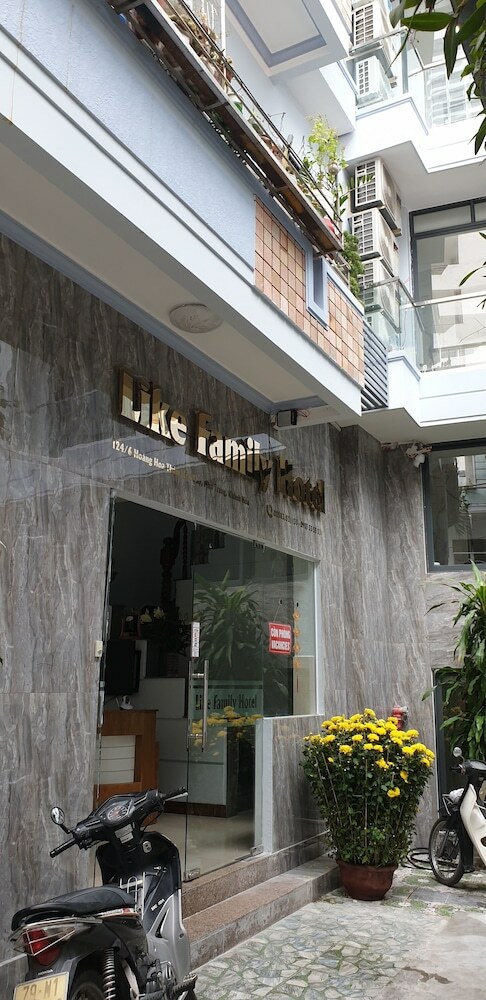 Like Family Hotel
