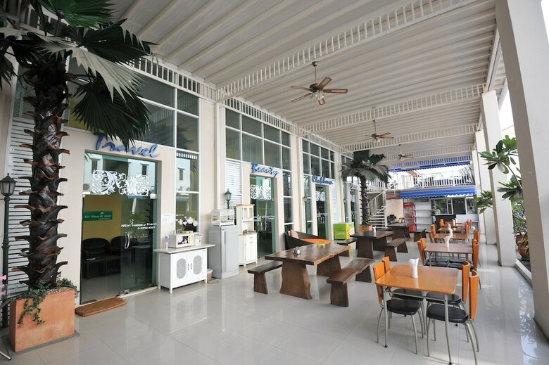 Nsiri Resort & Hotel