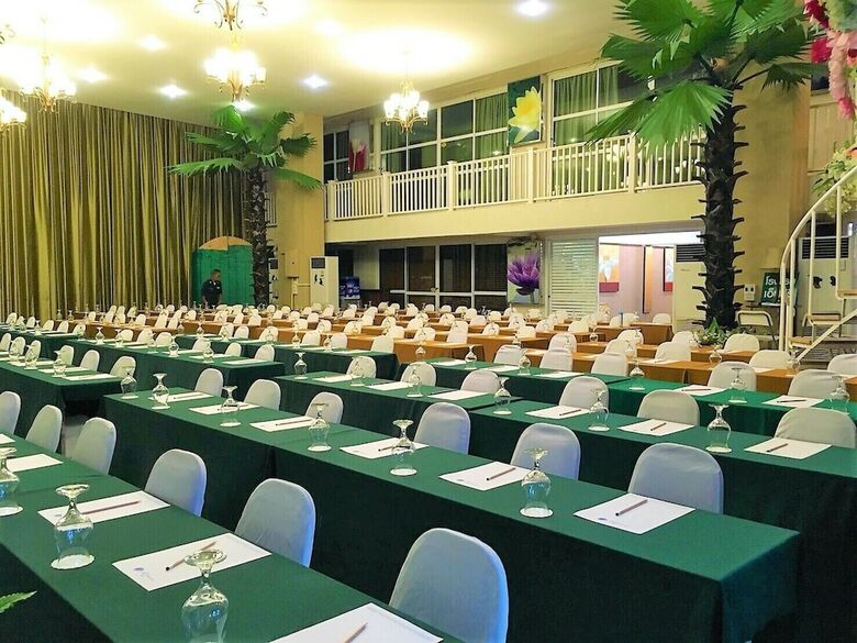 Nsiri Resort & Hotel