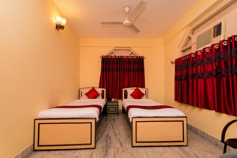 Hotel Oyo 3675 Kalighat